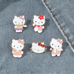 Hello Kitty - set of 5 Hello Kitty enamel pins - measurements in pics - new